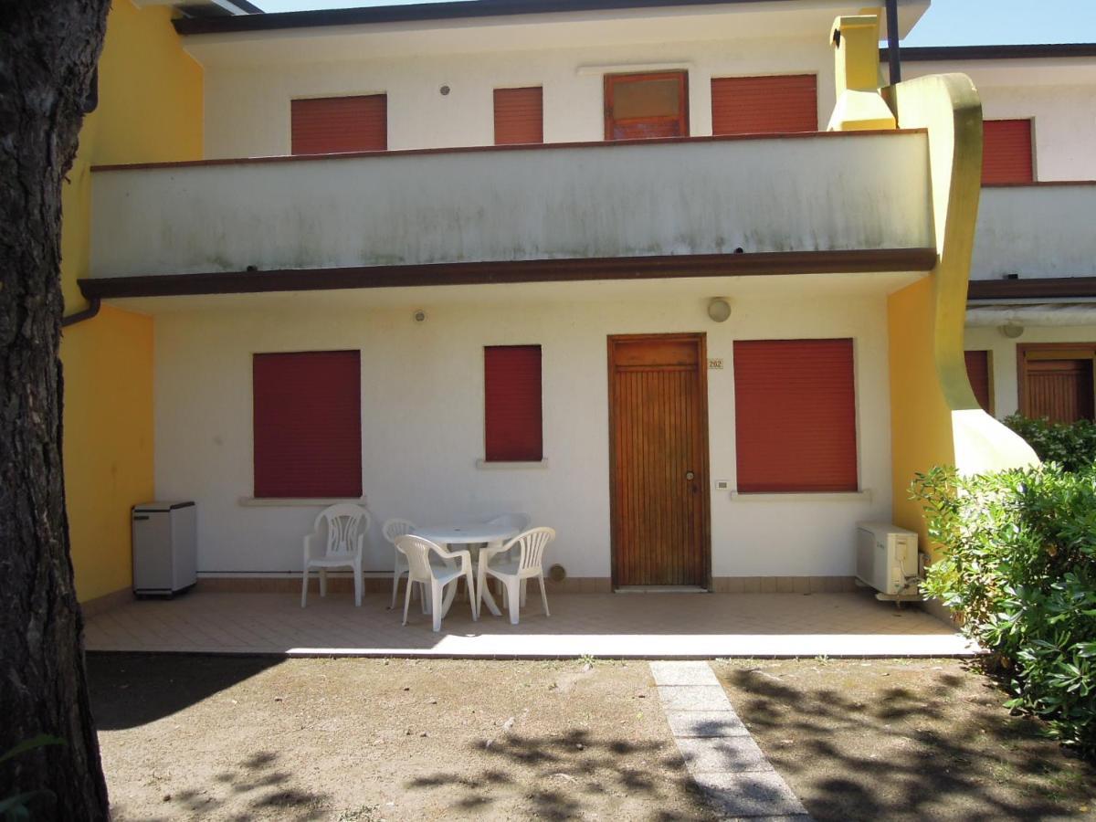 Villaggio Azzurro Bibione Exterior photo