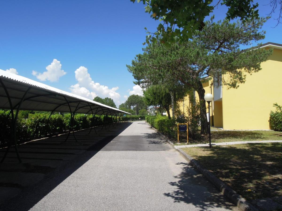 Villaggio Azzurro Bibione Exterior photo